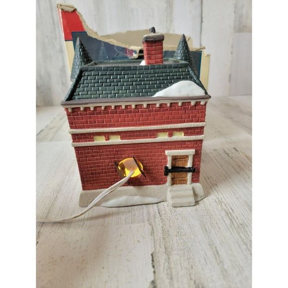 Lemax Camden Police 1991 Village accessory Xmas cop - Picture 4 of 6